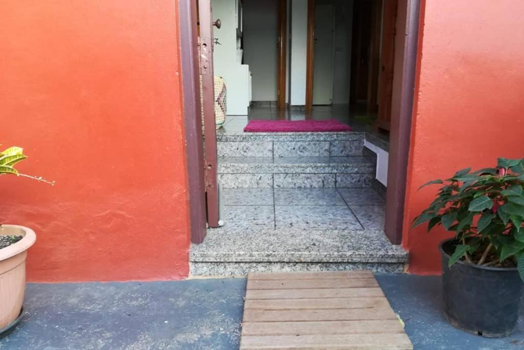 شقة La Casa Del Huerto Los Baldios المظهر الخارجي الصورة